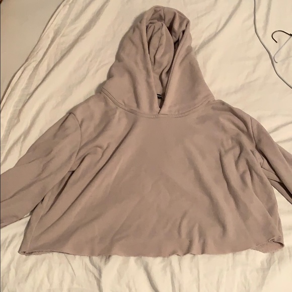 Brandy Melville blush pink cropped sweater! - Picture 1 of 3